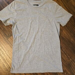 Women's Lily And Lottie Classic Crew Neck T-Shirt - Light Gray, Medium